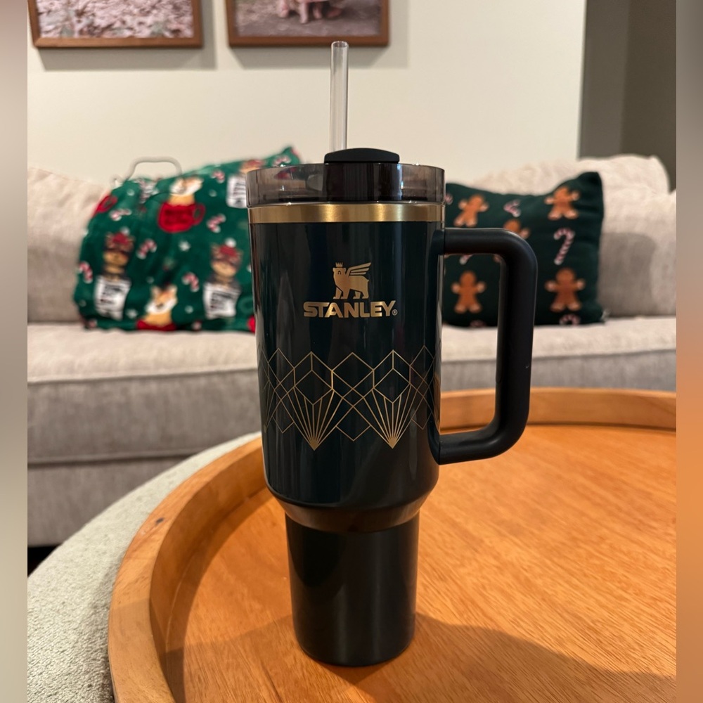 Stanley 40 Ounce Forest Gloss Deco Tumbler